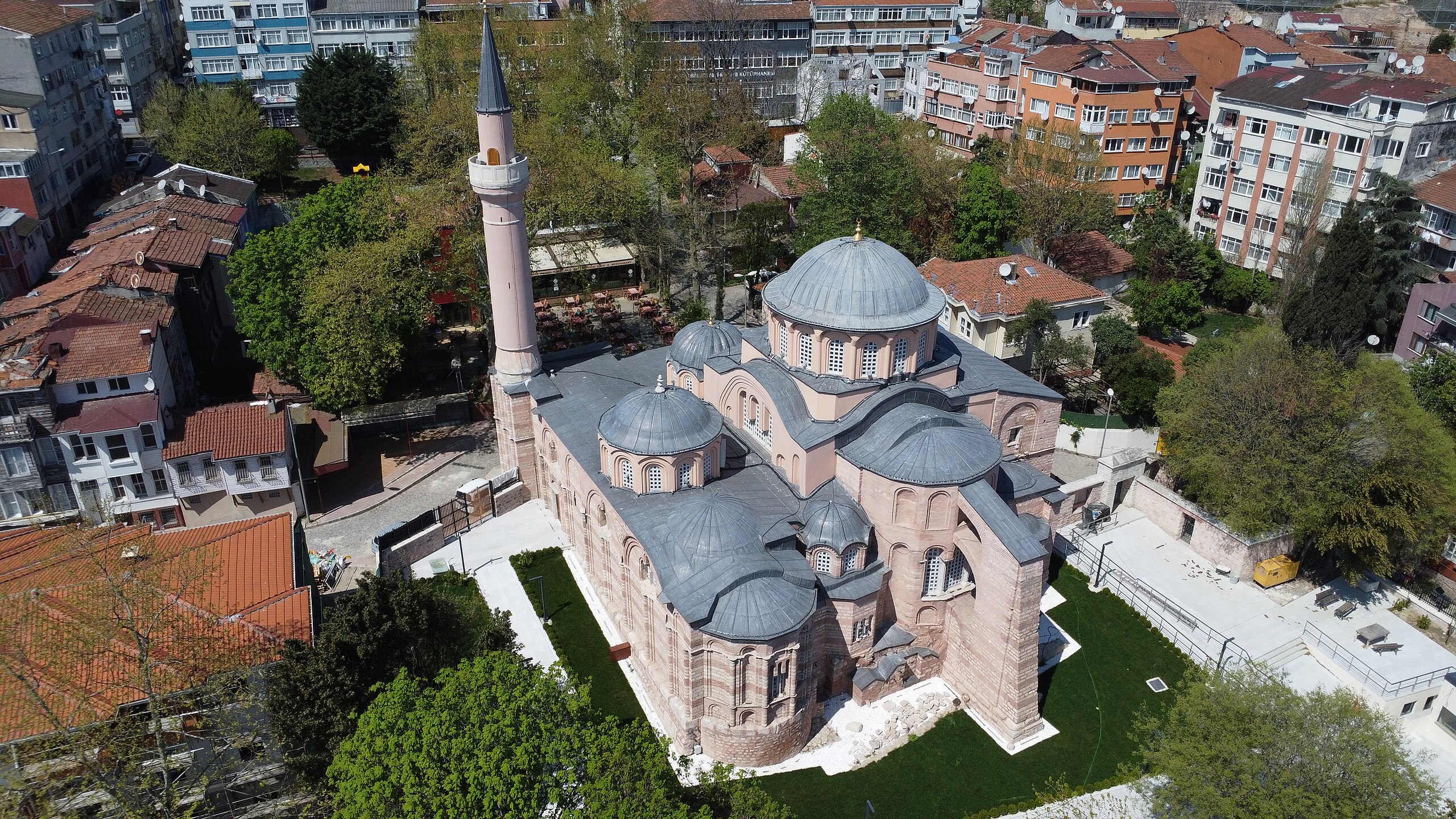 Kariye Camii tepeden görüntüsü.