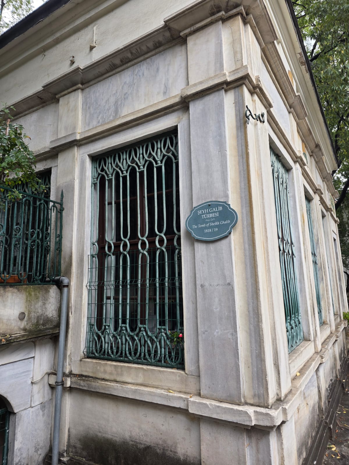 Şeyh Galip Türbesi.